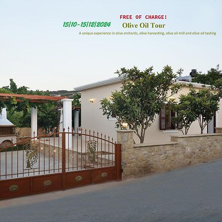 Anna 's House - Garden Cottage in Kíssamos Buitenkant foto